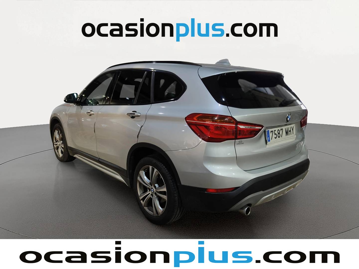 Foto trasera BMW X1 BMW X1 sDrive18i (140 CV) izquierda