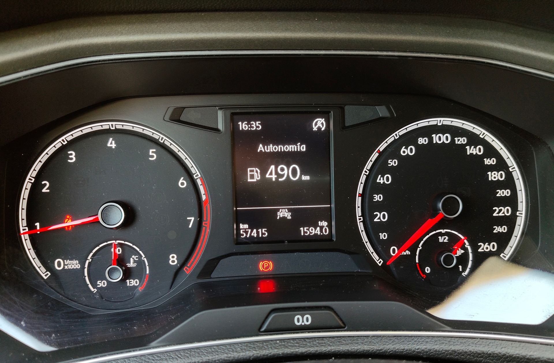 Volkswagen T-Roc Advance R-Line 1.0 TSI - foto 24