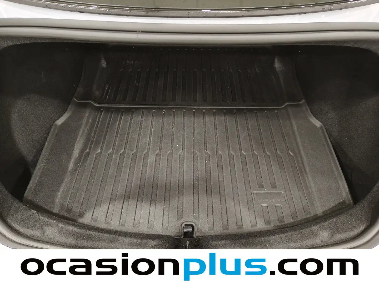 Foto Tesla Model 3 Tesla Model 3 Autonomía RWD (304 CV)