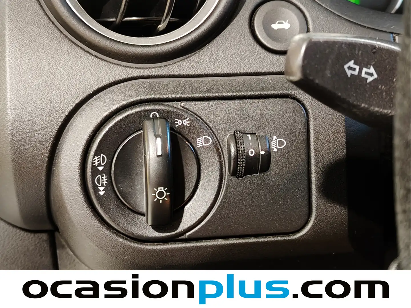 Foto Ford Fiesta Ford Fiesta 1.6 Trend Coupe (100 CV)