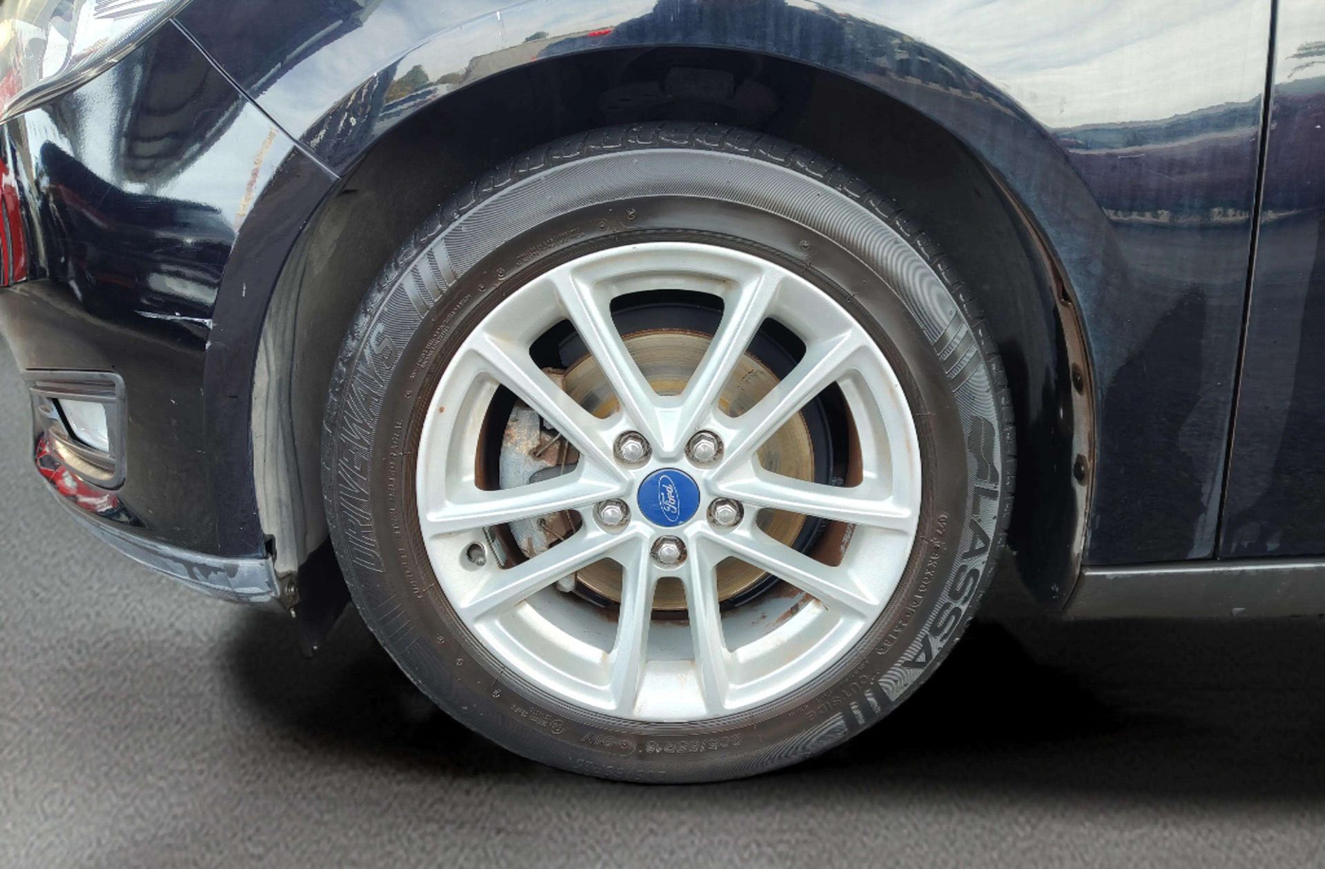 Ford Focus 1.0 EcoBoost Trend+ - foto 29