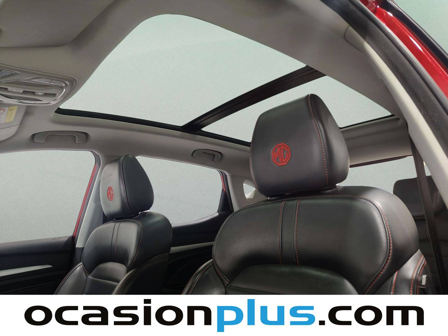 Extras y acabados del MG ZS MG ZS 1.0T Luxury (111 CV)