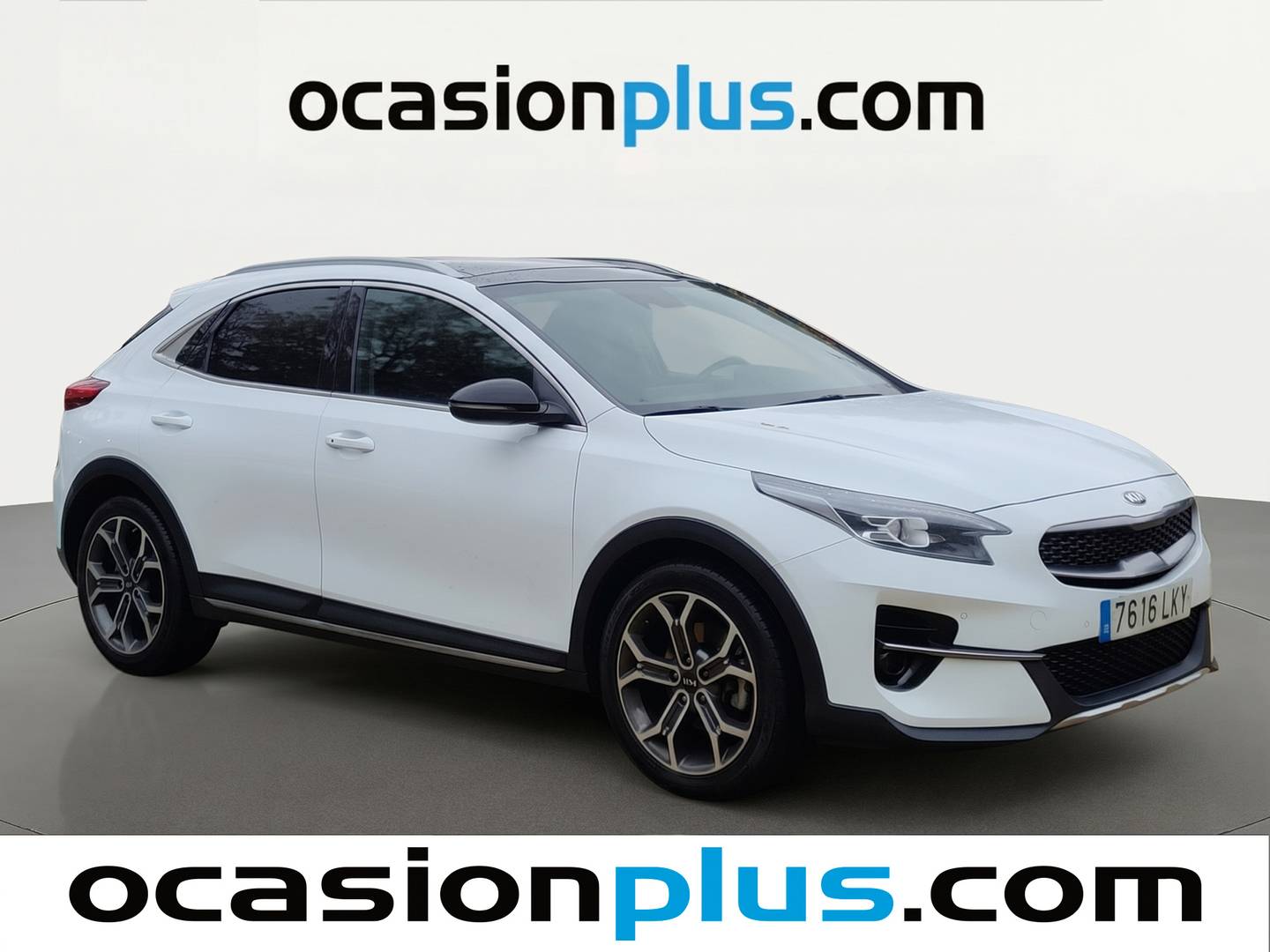 Foto delantera KIA XCeed KIA XCeed 1.0 T-GDi Emotion (120 CV) derecha