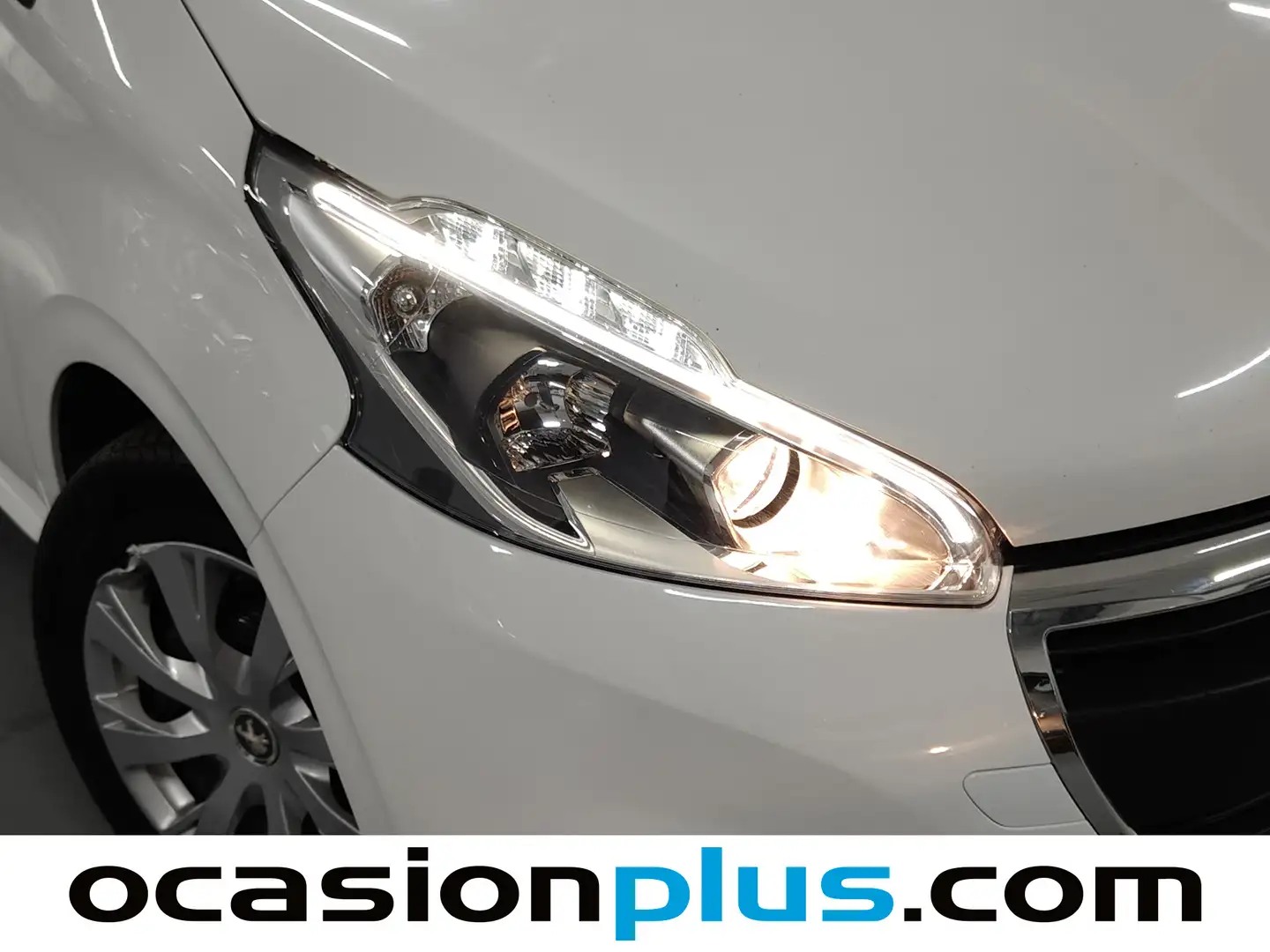 Foto Peugeot 208 Peugeot 208 BlueHDi 100 Active (100 CV)