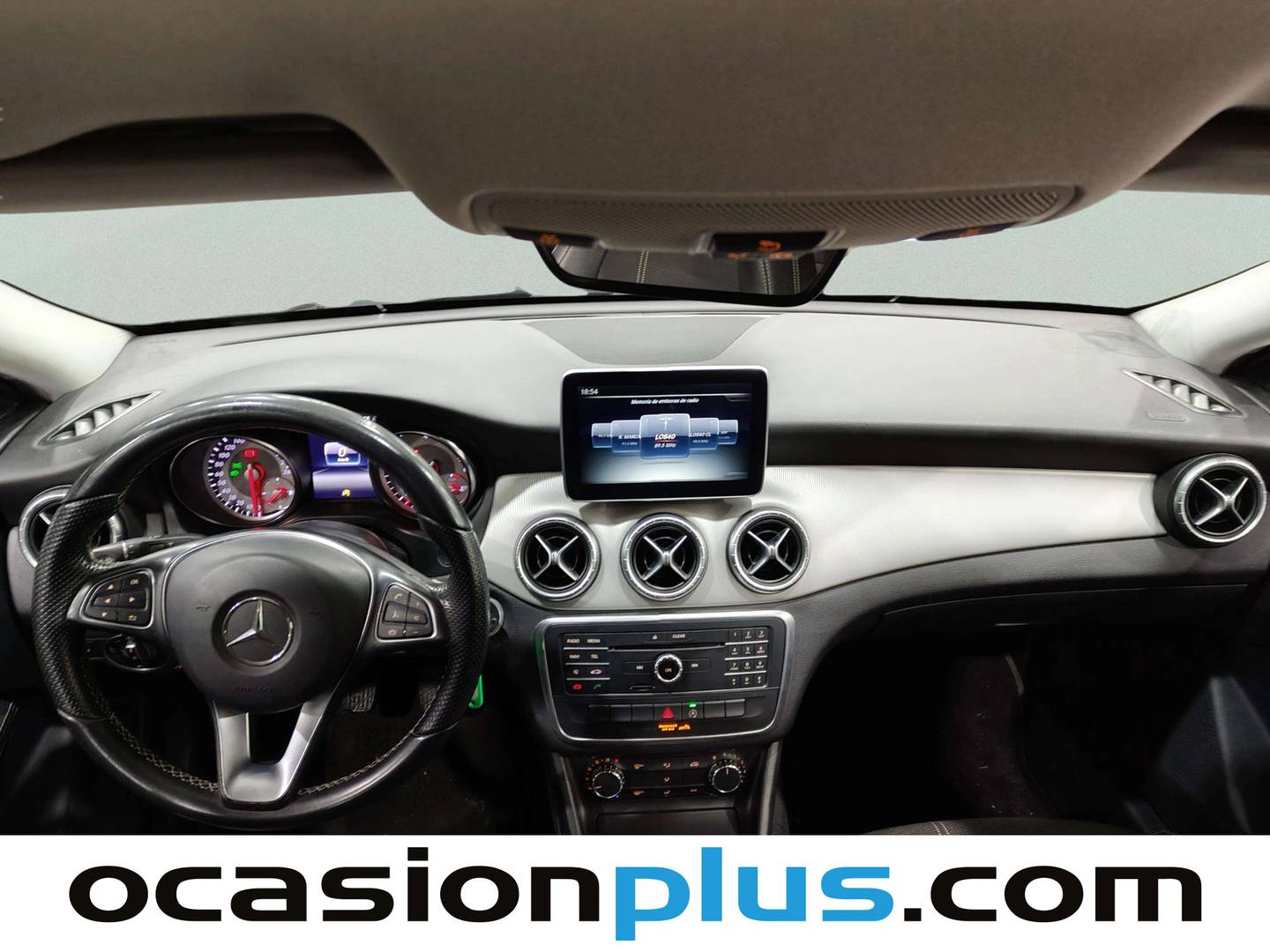 Foto Mercedes CLA Mercedes-Benz CLA Shooting Brake CLA 200 d Urban (136 CV)