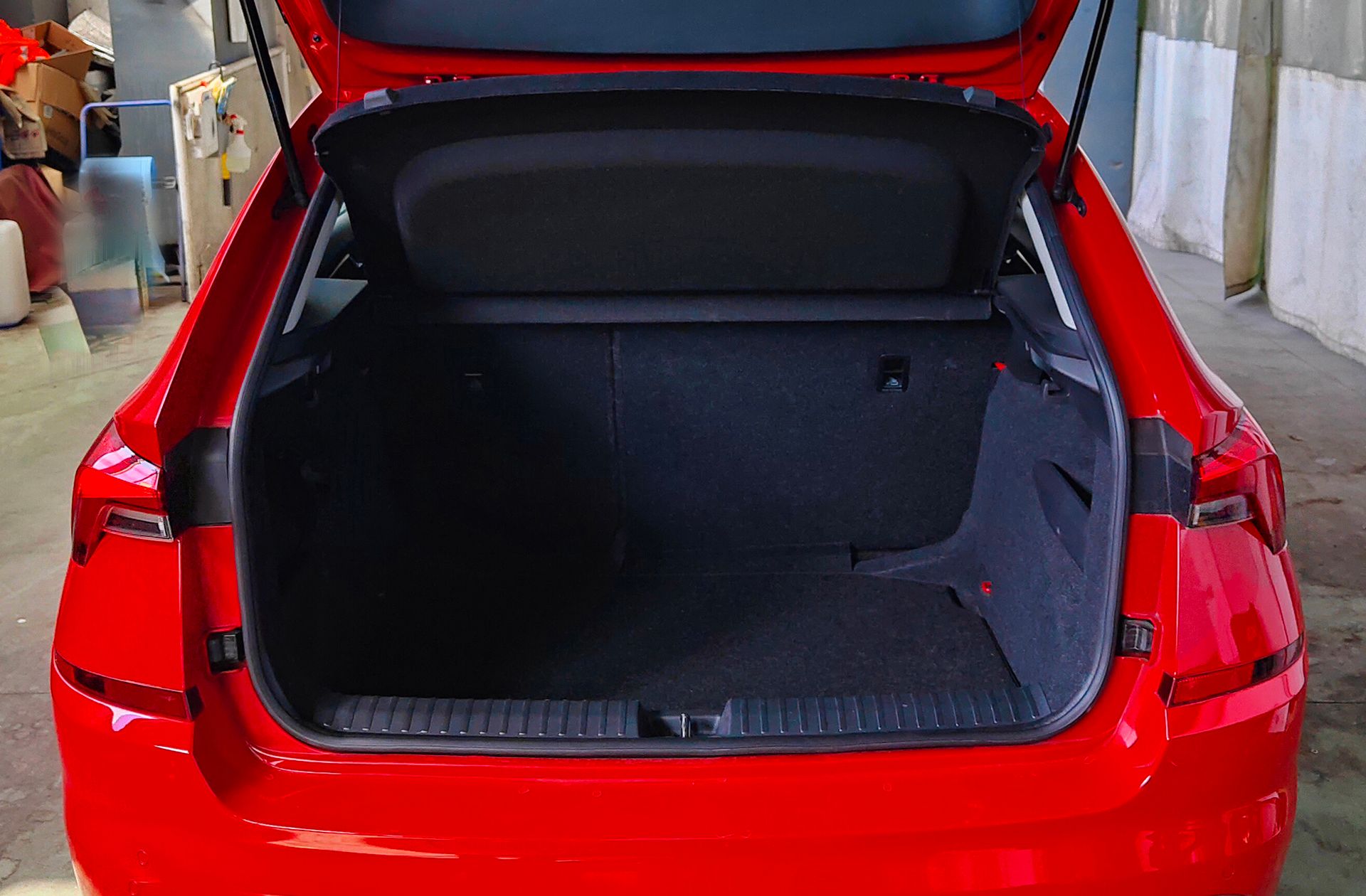 Škoda Kamiq 1.0 TSI Ambition - foto 16