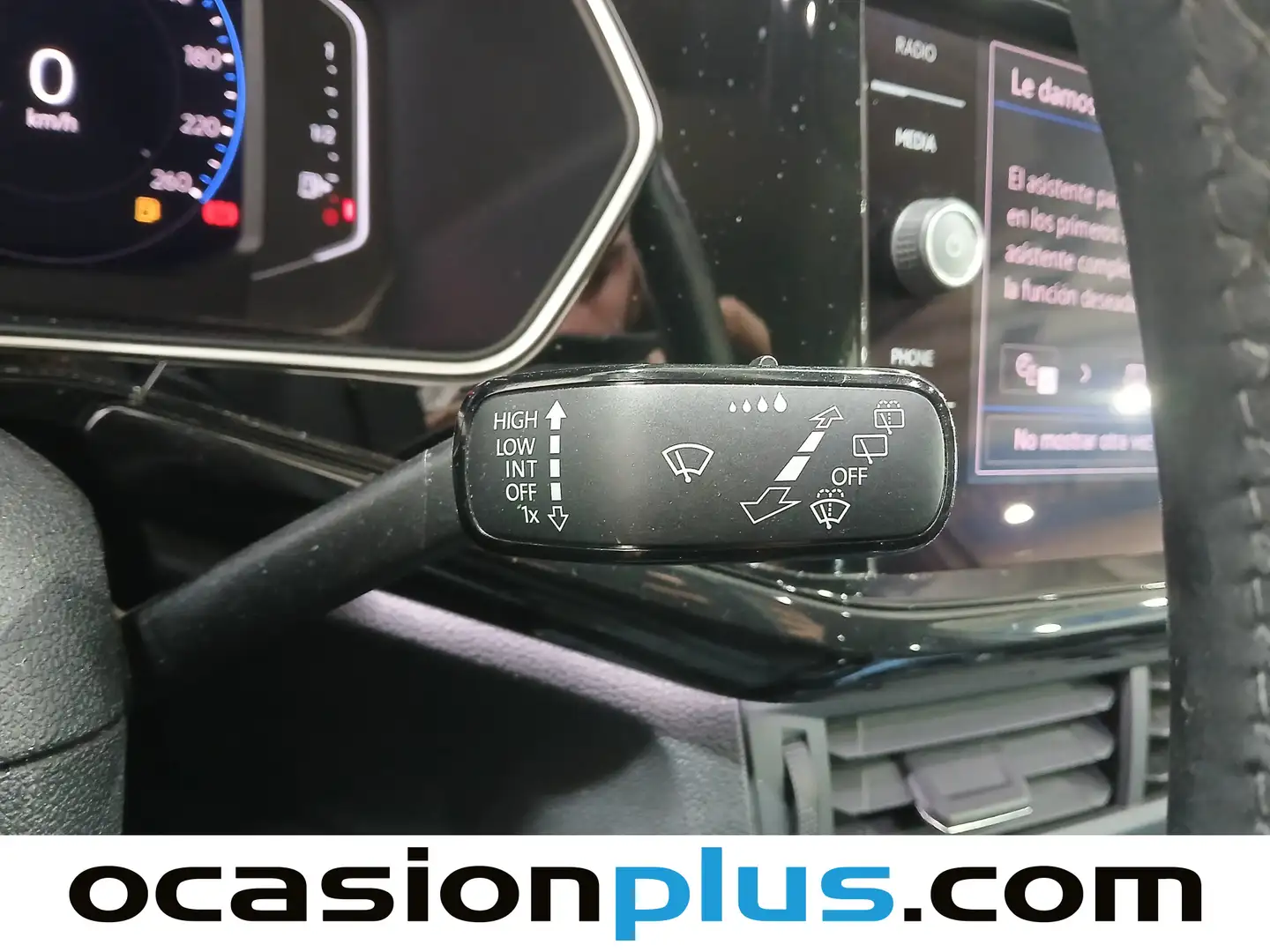 Foto Volkswagen T-Cross Volkswagen T-Cross Sport 1.0 TSI (110 CV)