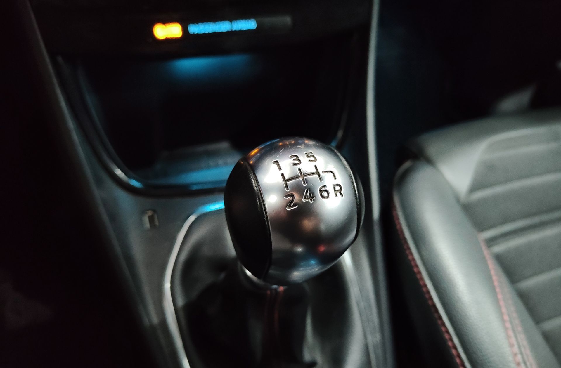 Ford Puma 1.0 EcoBoost MHEV ST-Line X Design - foto 6