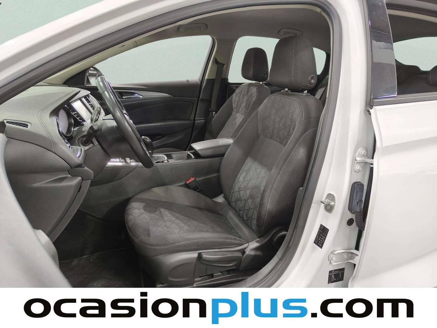 Foto asientos traseros Opel Insignia Opel Insignia GS 1.5 Turbo XFL 120 Aniversario (140 CV)