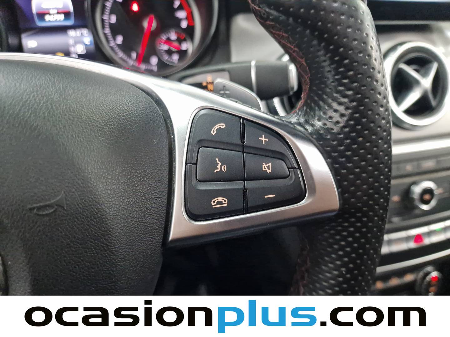 Foto Mercedes CLA Mercedes-Benz CLA 180 (122 CV) Pack AMG