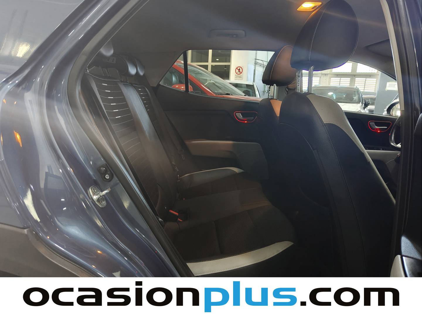 Foto KIA Stonic Kia Stonic 1.6 CRDi VGT Tech  (115 CV)