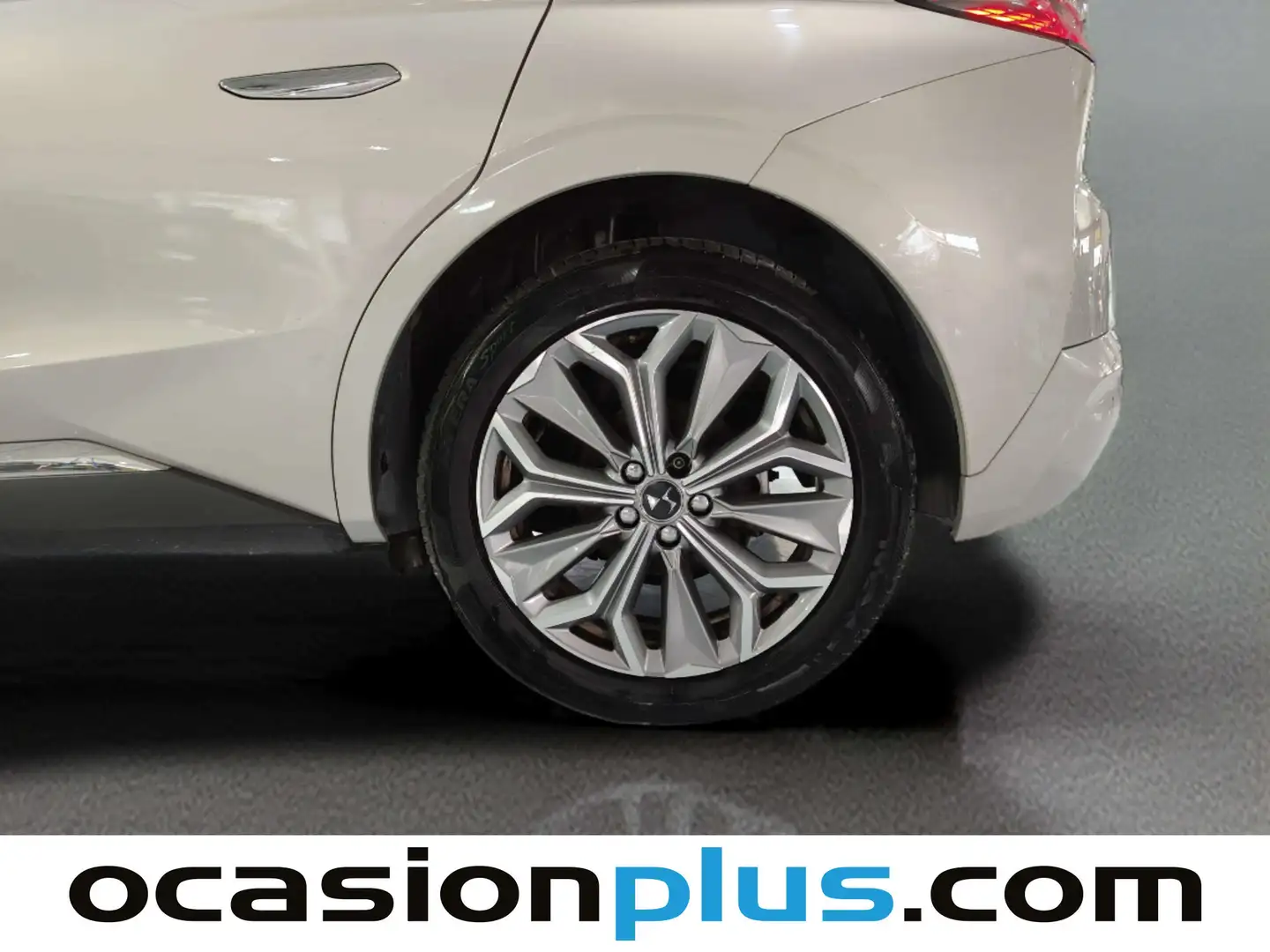 Foto DS DS 4 DS DS4 BlueHDi 130 Trocadero Auto (130 CV)