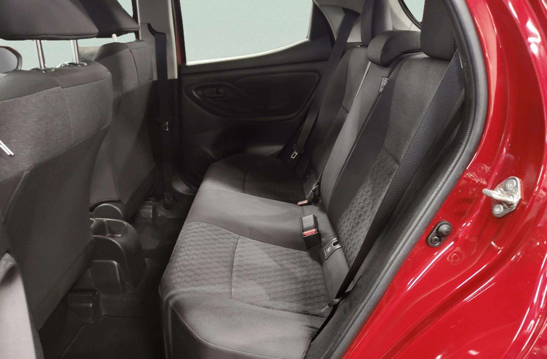 Toyota Yaris 1.5 S-Edition - foto 11