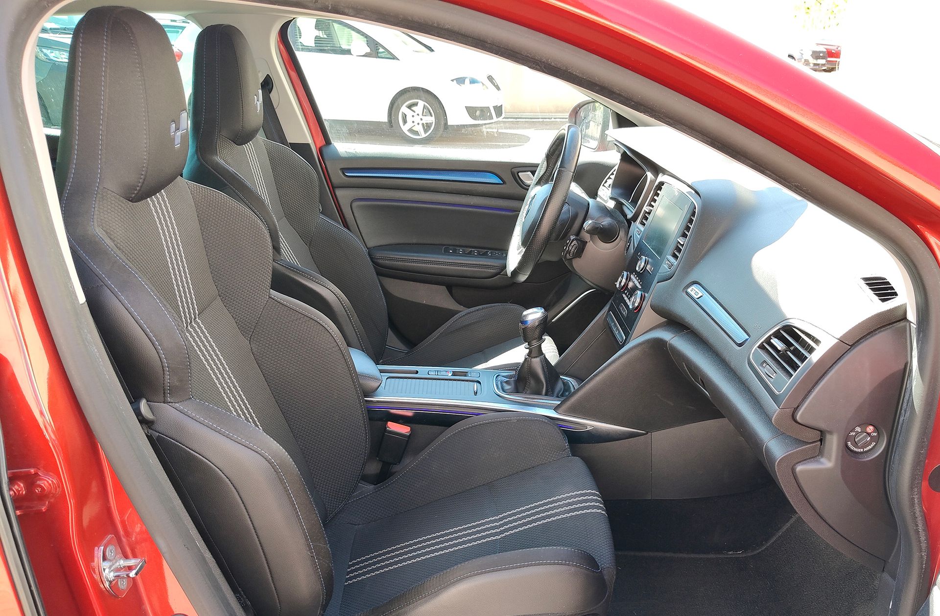 Renault Mégane GT Line TCe GPF - foto 21