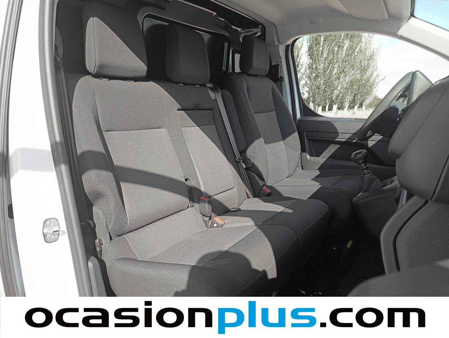Foto Peugeot Expert Peugeot Expert BlueHDi 120 S&S Standard (120 CV) siete plazas