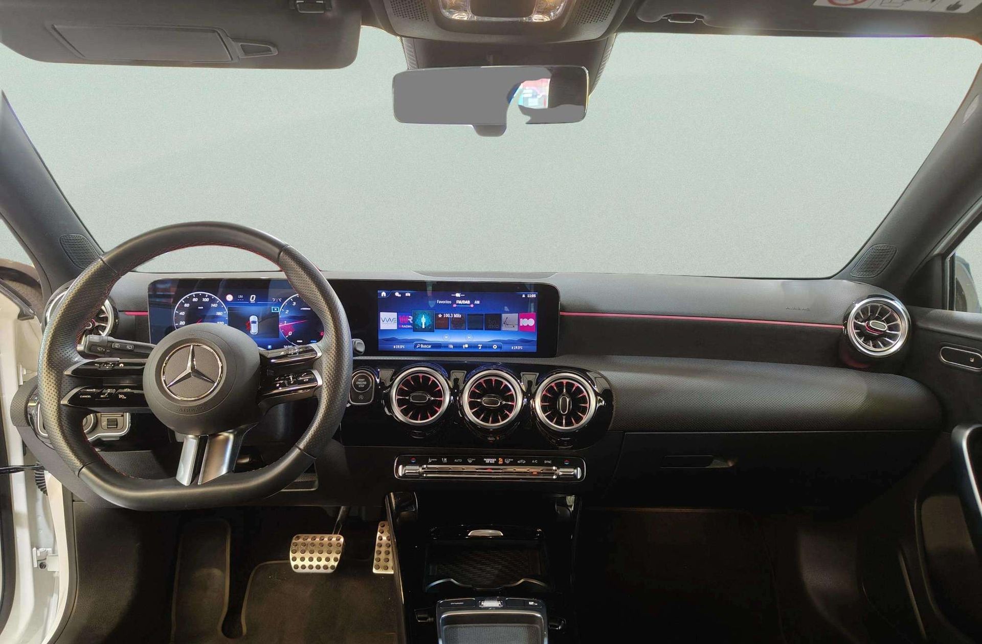 Mercedes-Benz Clase A 180 Pack AMG - foto 6