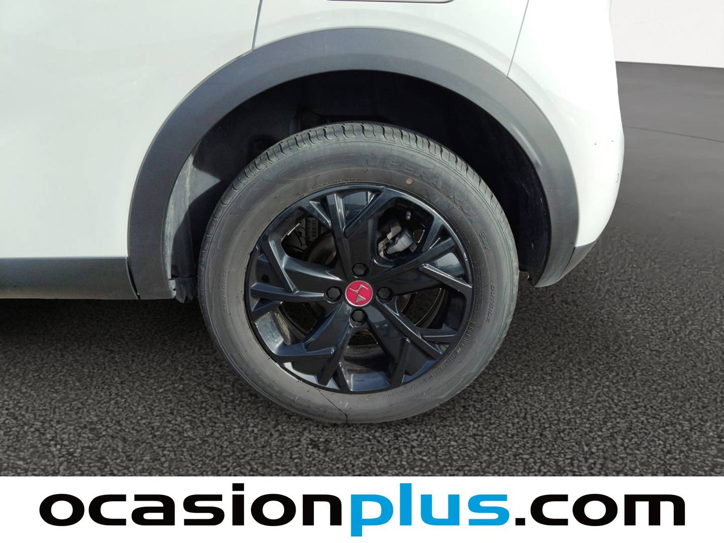 Foto DS DS 3 Crossback DS DS3 Crossback Performance Line BlueHDi (110 CV)