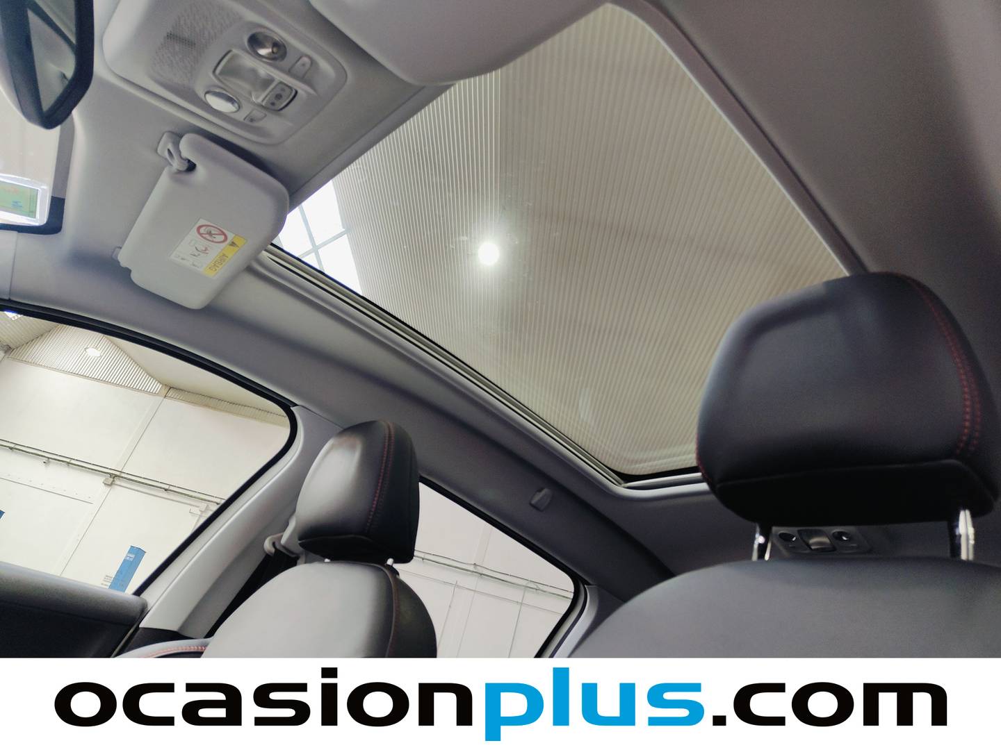 Extras y acabados del Peugeot 2008 Peugeot 2008 BlueHDi 120 S&S GT Line (120 CV)