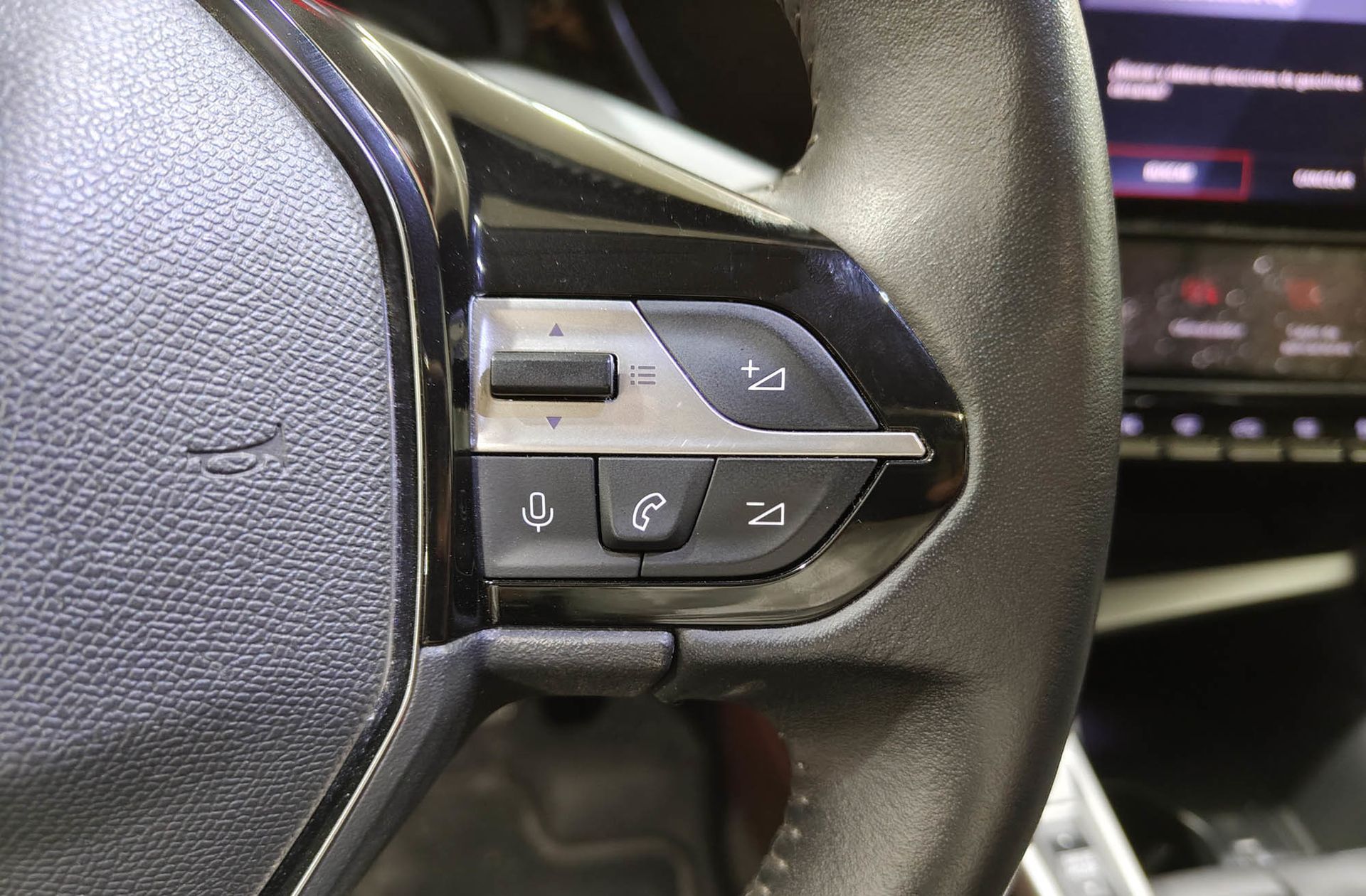 Peugeot 308 PureTech 130 Allure Pack - foto 29