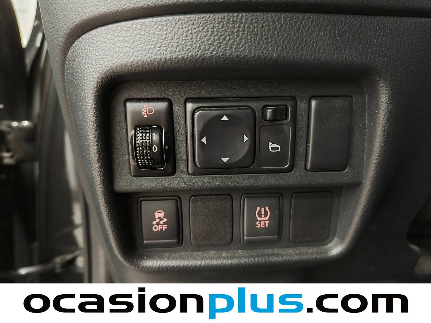 Equipamiento del Nissan JUKE Nissan Juke G Acenta (112 CV)