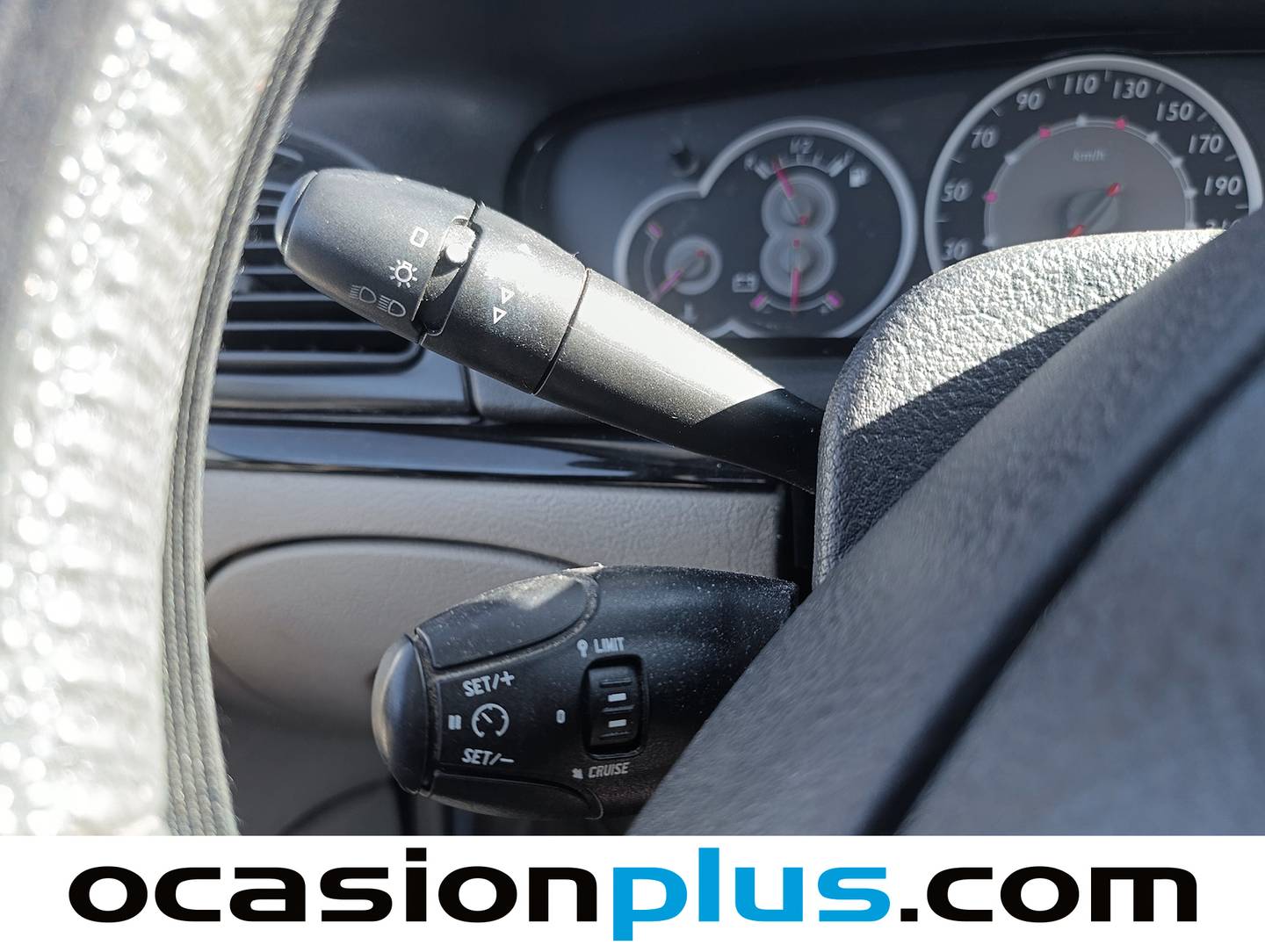 Extras y acabados del Citroën C5 Citroën C5 1.6 HDI SX (110 CV)