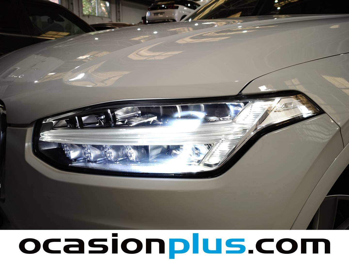 Paquetes del Volvo XC90 Volvo XC90 D5 Momentum AWD Auto 7 Plazas (235 CV)