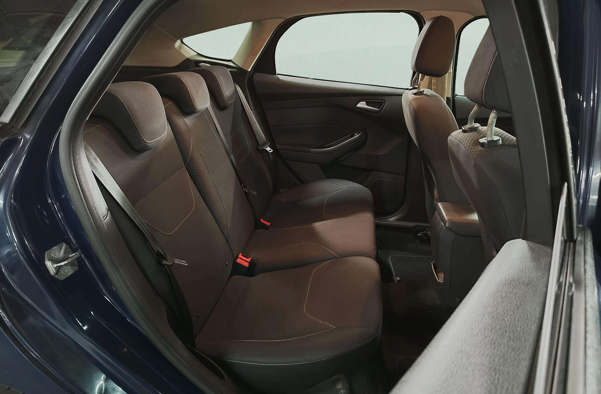 Ford Focus 1.5 EcoBoost Sport - foto 14