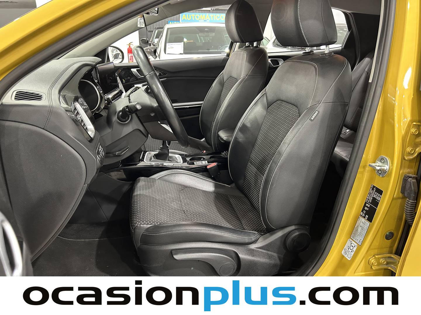 Foto asientos delanteros KIA XCeed KIA XCeed 1.5 MHEV iMT Tech (160 CV)