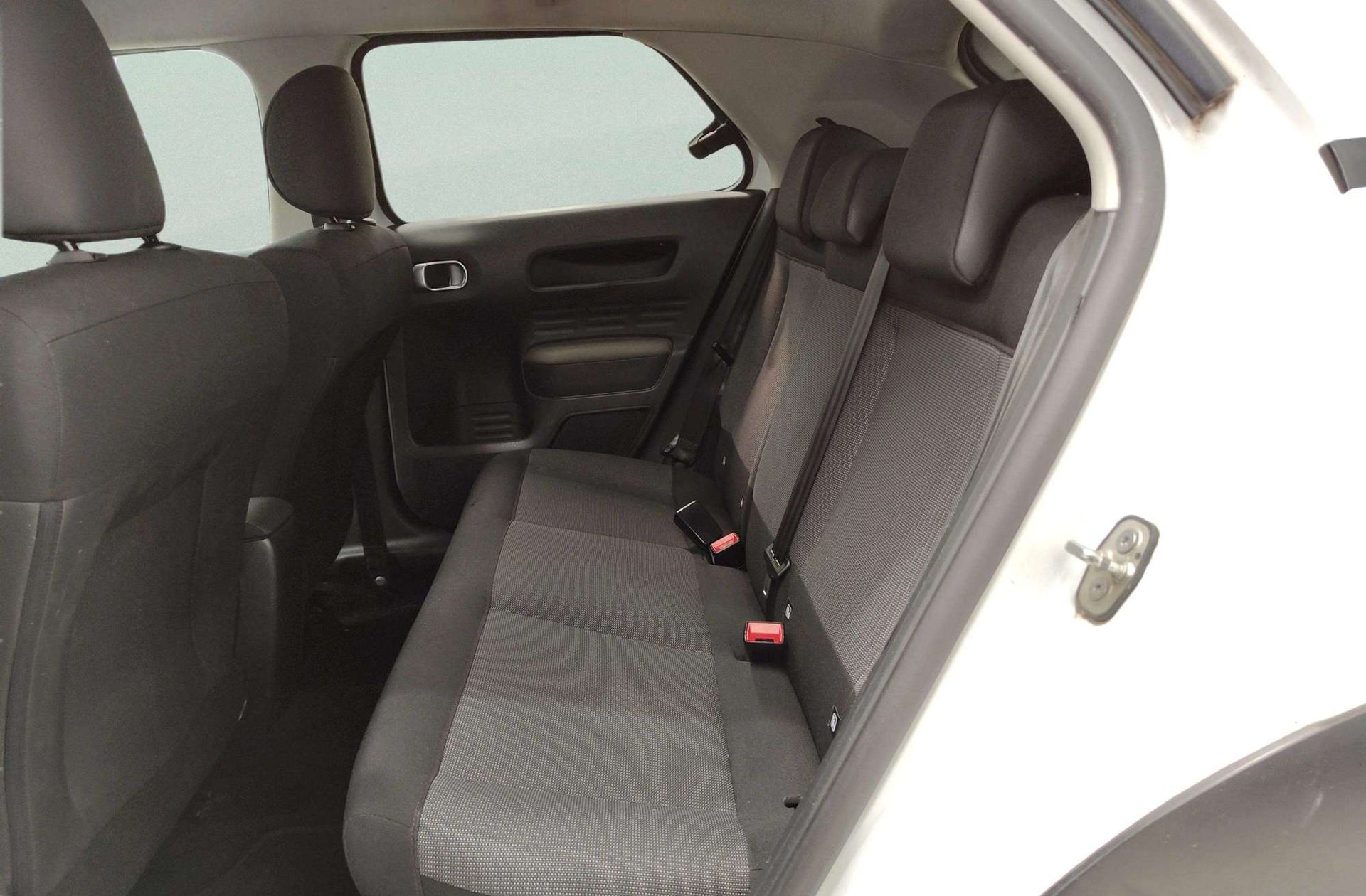 Citroën C4 Cactus BlueHDi 100 Feel - foto 12