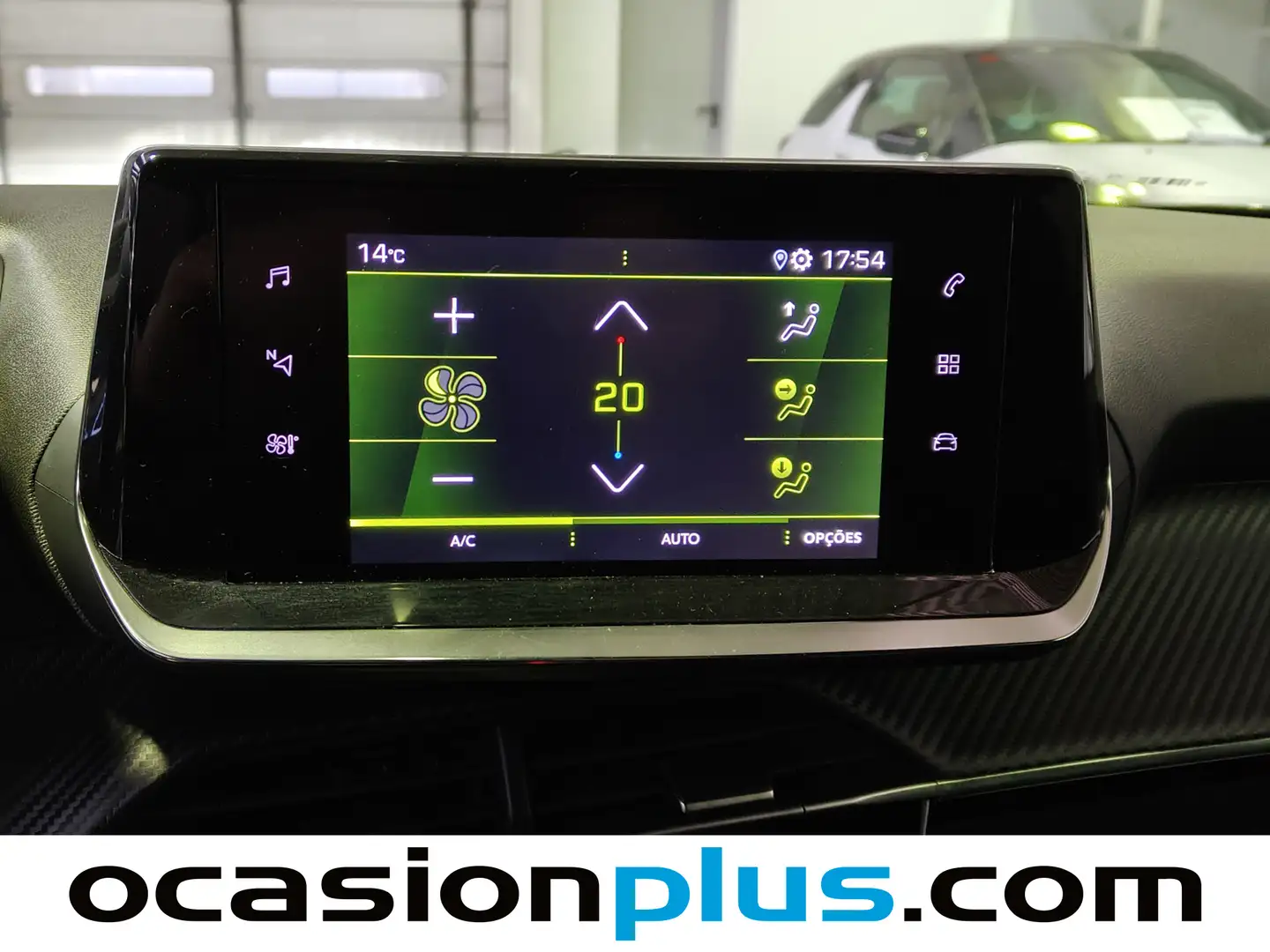 Foto Peugeot 2008 Peugeot 2008 PureTech 130 S&S Allure Pack (130 CV)