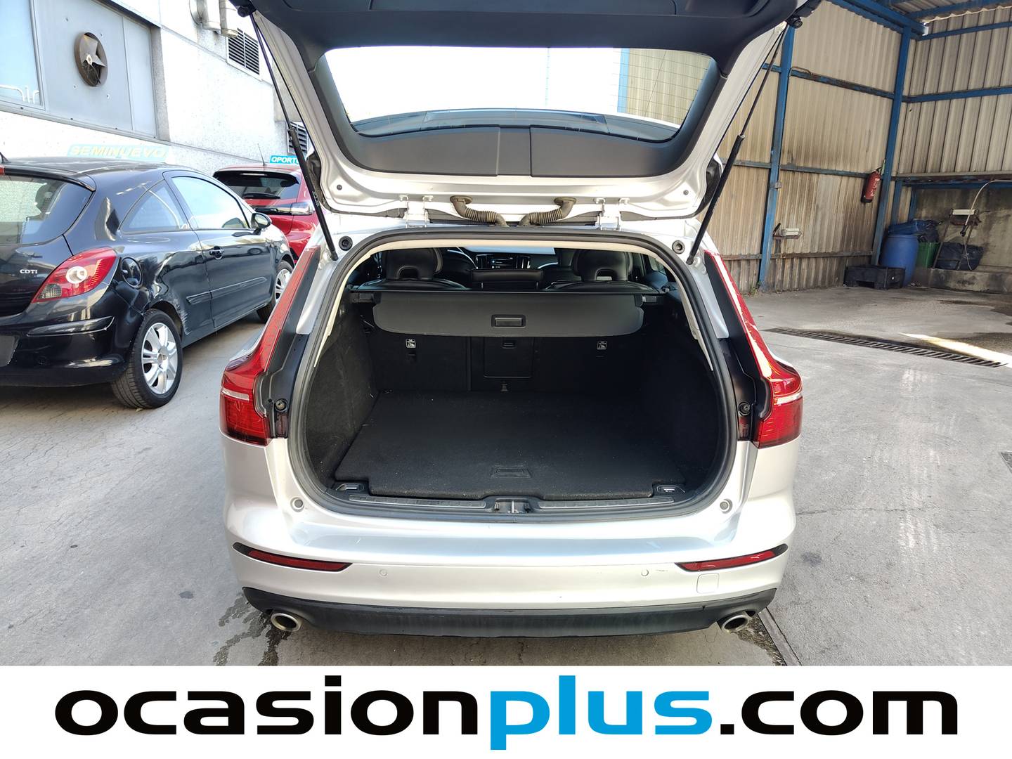 Fotos maletero Volvo V60 Volvo V60 D4 Momentum Auto (190 CV)