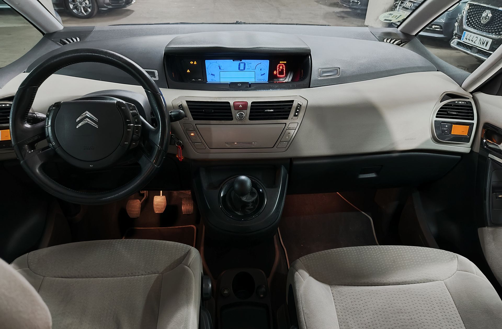 Citroën C4 Picasso 1.6 HDi Exclusive - foto 7