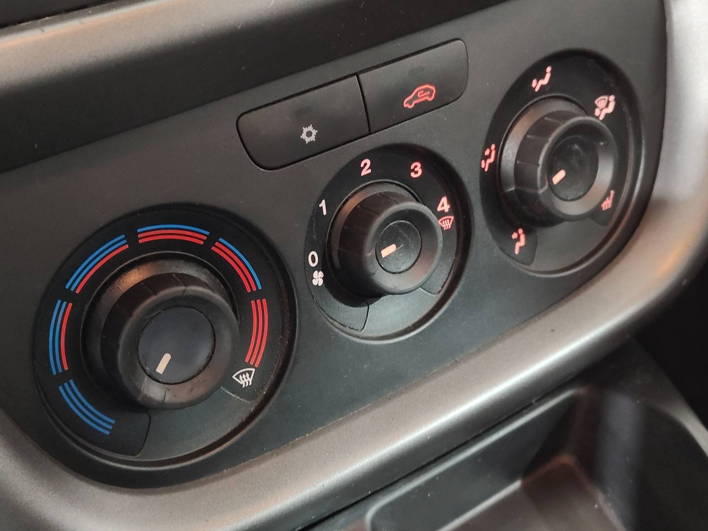 Foto Fiat Doblò Fiat Dobló 1.3 Multijet Pop N1 (90 CV)