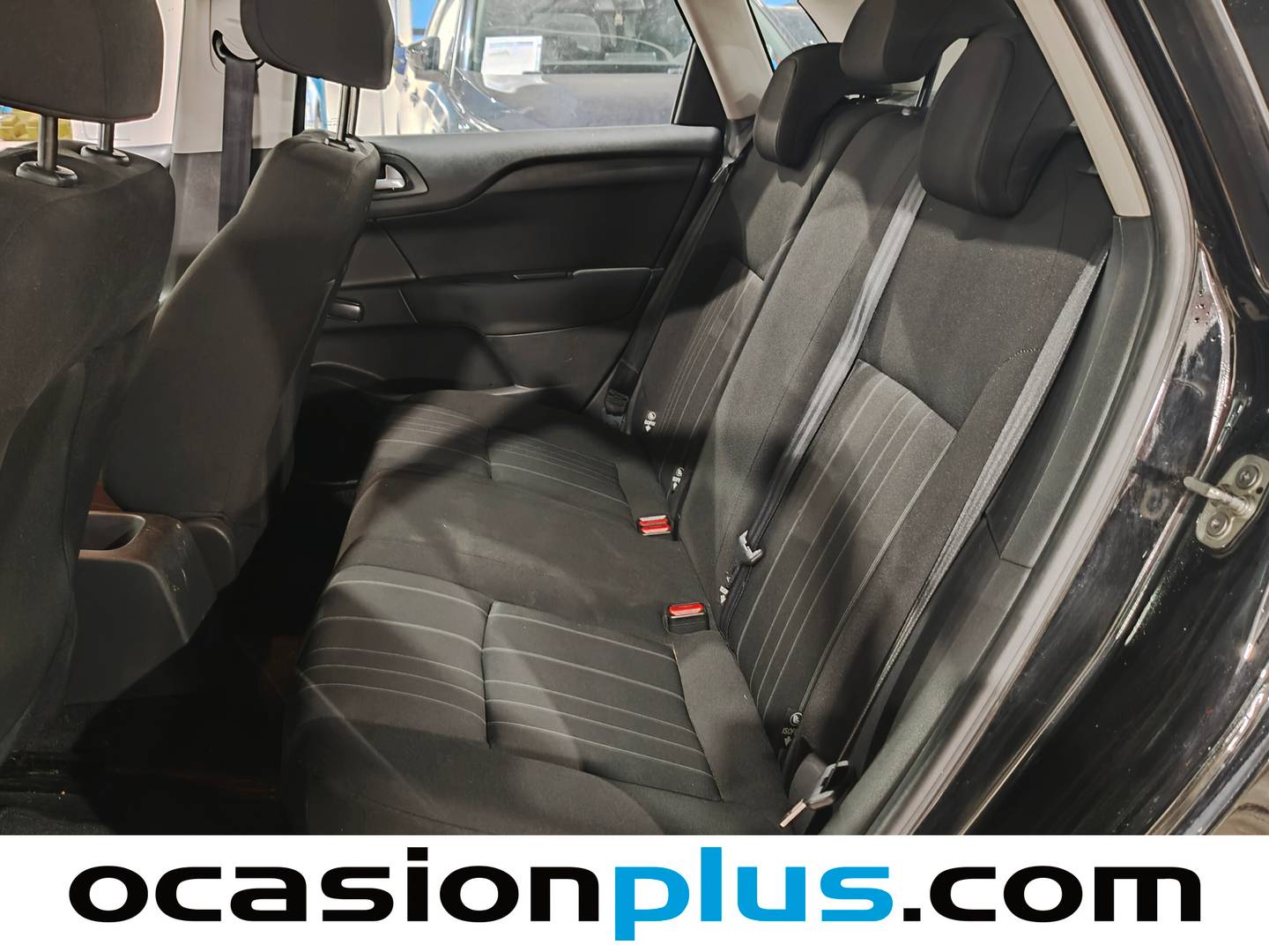 Foto asientos traseros Citroën C4 Citroën C4 BlueHDi 100 Live Edition (99 CV)