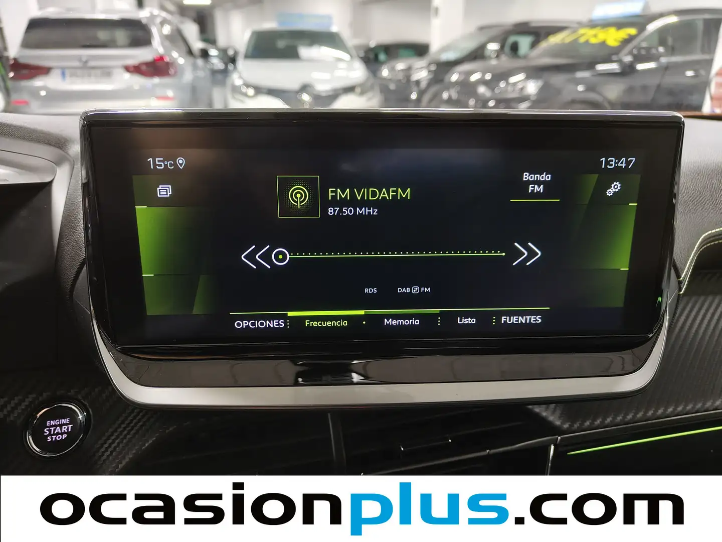 Foto Peugeot 2008 Peugeot 2008 PureTech 130 S&S GT (130 CV)