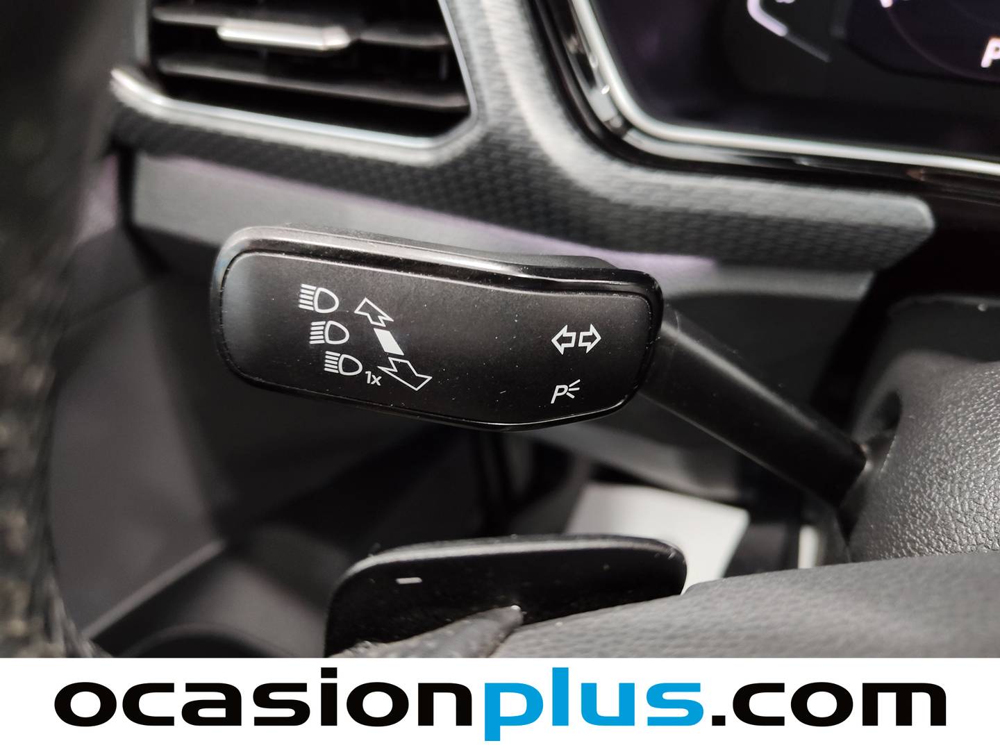 Volkswagen T-Cross Volkswagen T-Cross Sport 1.5 TSI  (150 CV) DSG Pack R-Line seminuevo