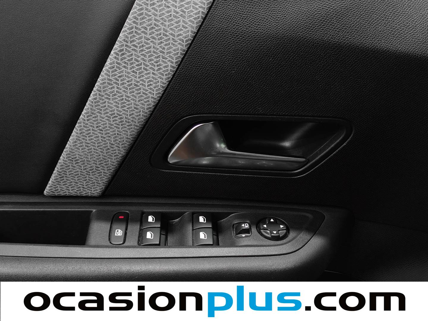 Foto Citroën C4 Citroen C4 PureTech 130 S&S Shine EAT8 (130 CV)