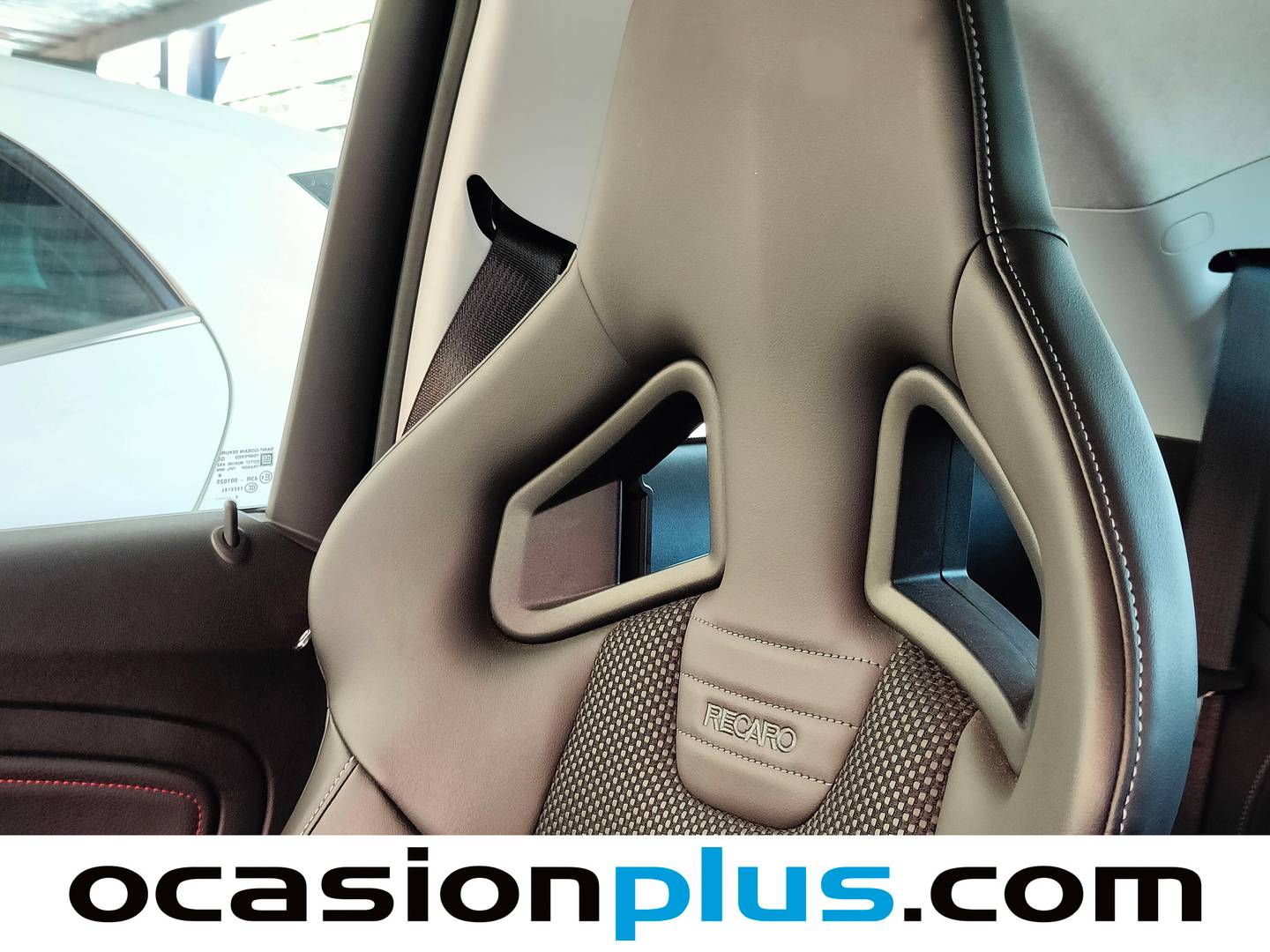 Equipamiento del Opel Adam Opel Adam 1.4 NEH Rocks S (150 CV)