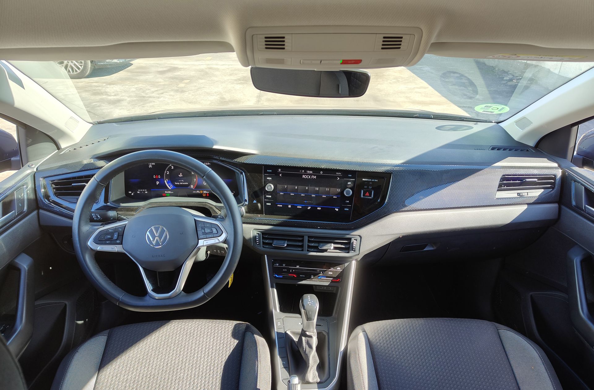 Volkswagen Polo ``más`` 1.0 TSI DSG - foto 6