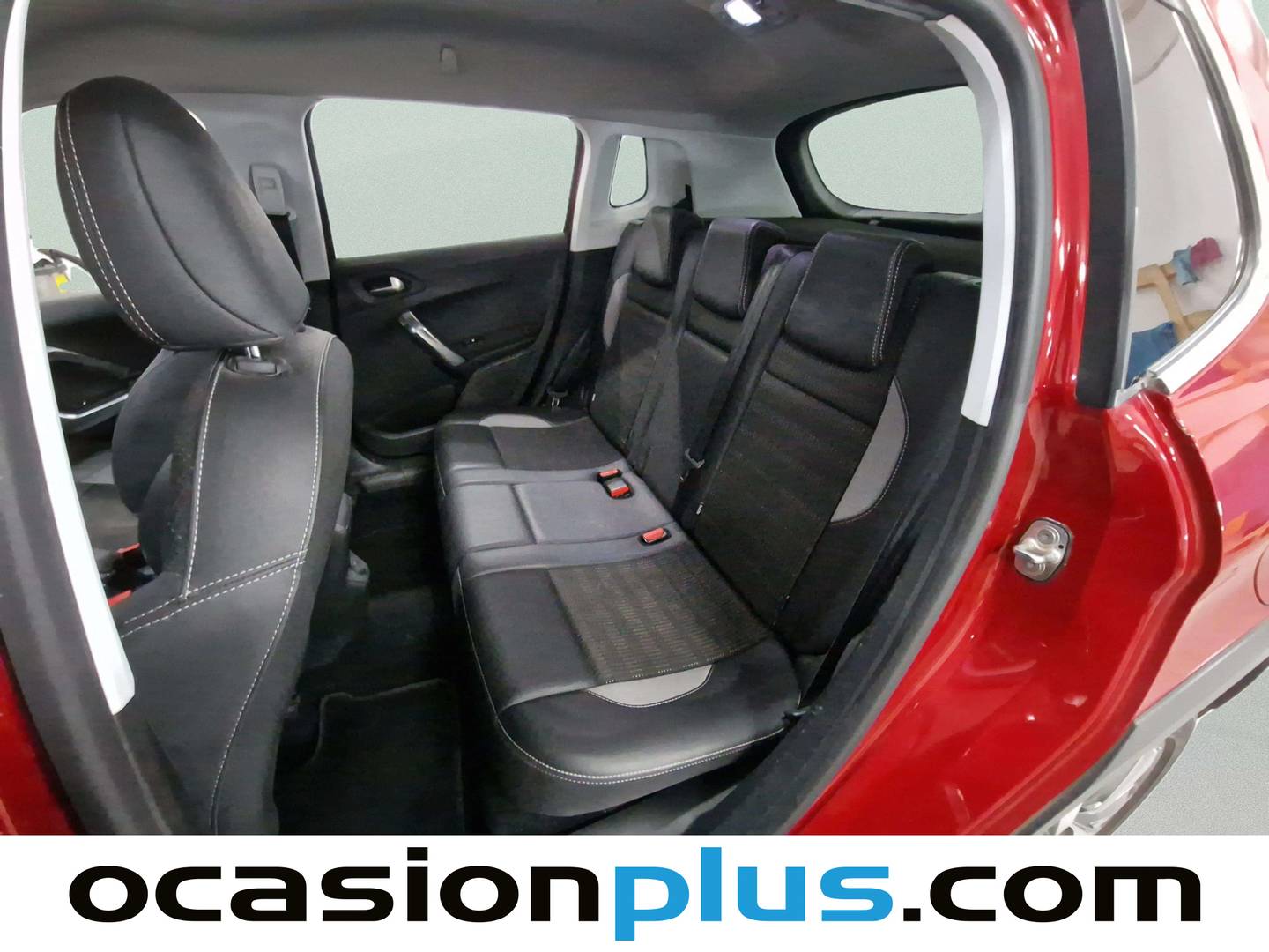 Foto asientos traseros Peugeot 2008 Peugeot 2008 BlueHDi 120 S&S Allure EAT6 (120 CV)