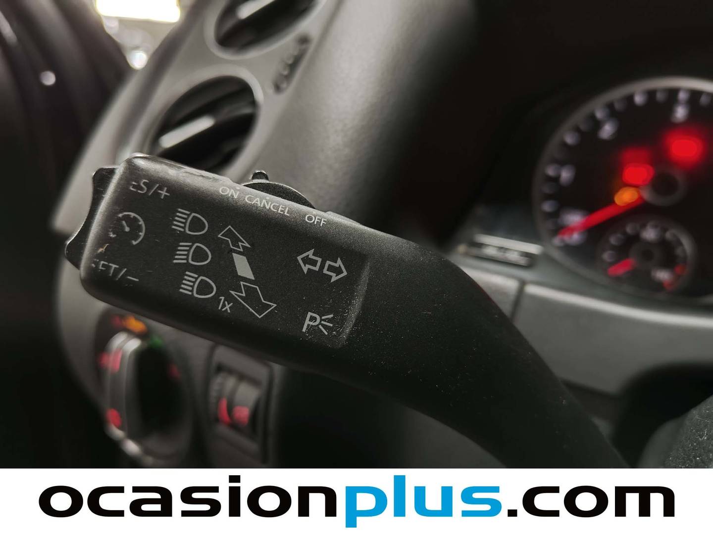 Foto Volkswagen Tiguan Volkswagen Tiguan T1 Sport 2.0 TDI BMT 4x2 (140 CV)