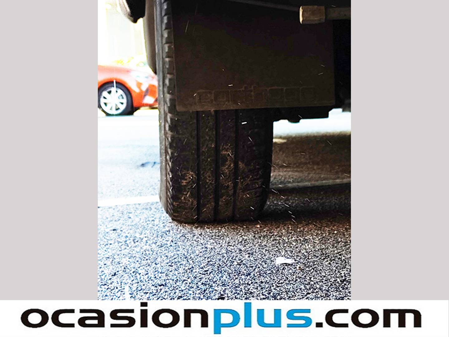 Foto Carthago Chic E line Carthago Chic E line I51Q Liner (177 CV) 4 Plazas