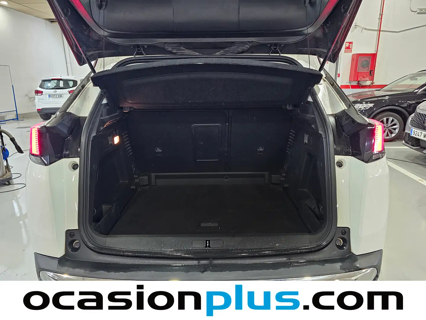 Foto Peugeot 3008 Peugeot 3008 BlueHDI 130 S&S Active EAT8  (130 CV)