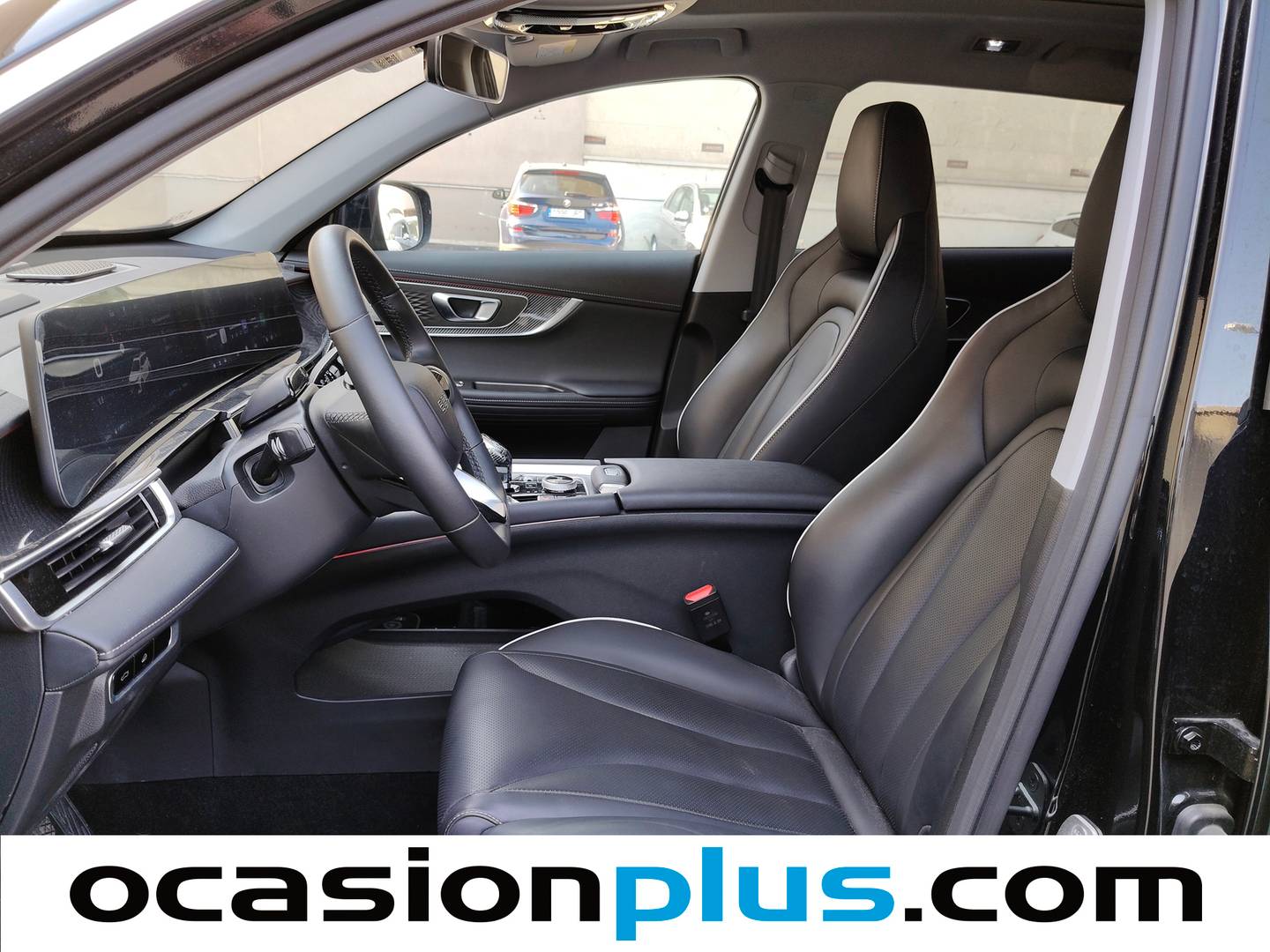 Foto asientos delanteros EBRO S700 EBRO S700 1.6 TGDI Luxury 7 DCT (147 CV)
