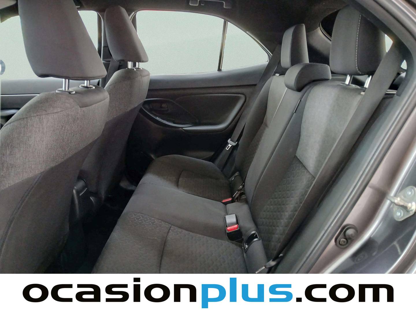 Foto asientos traseros Toyota Yaris Cross Toyota Yaris Cross 120H Active Tech (116 CV)