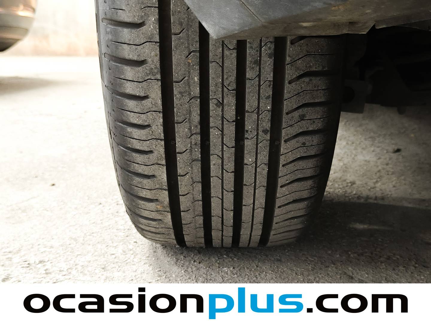 Foto Volkswagen T-Roc Volkswagen T-Roc Advance 1.0 TSI (115 CV)