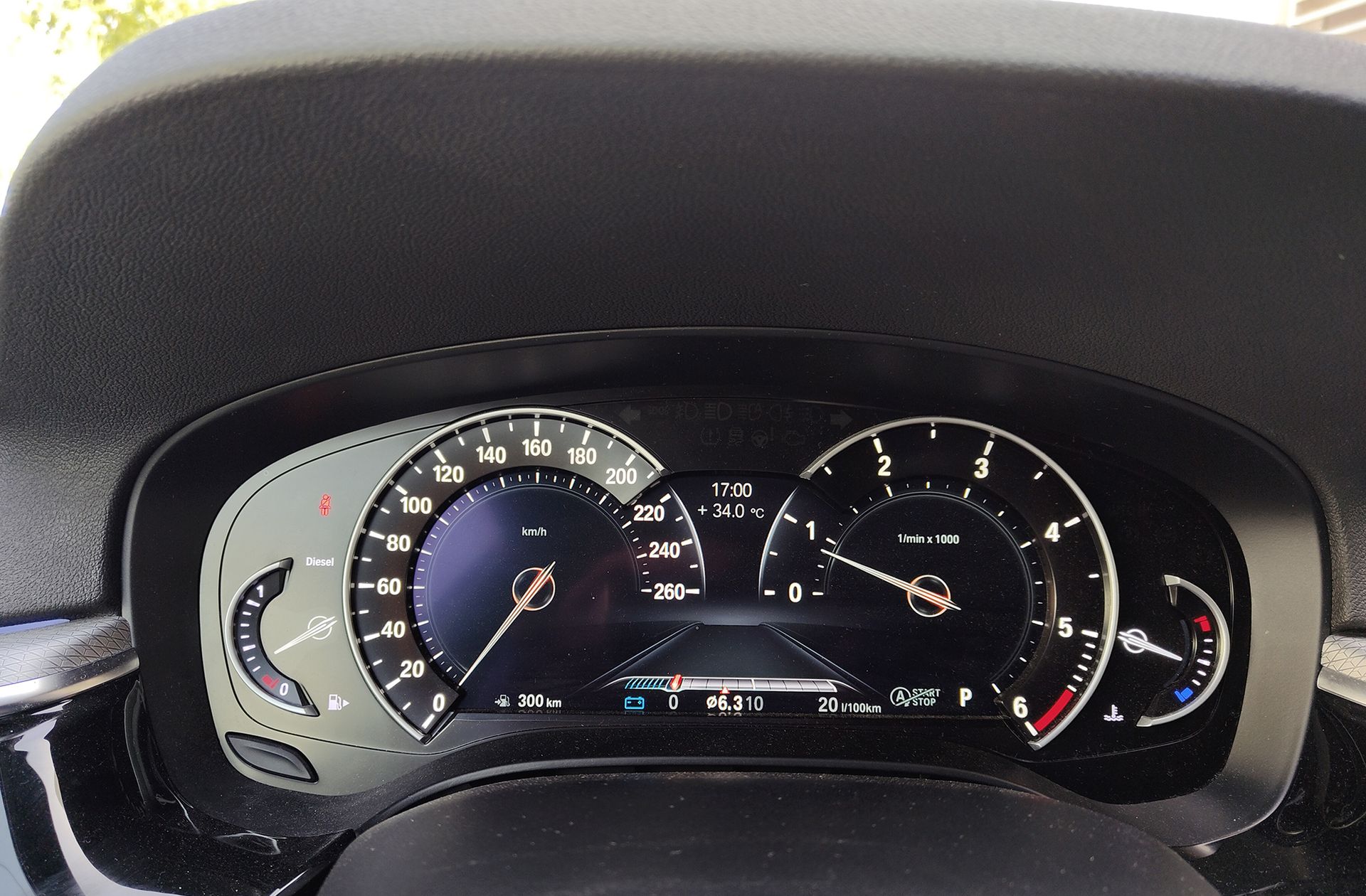 BMW Serie 5 520d Pack M - foto 29
