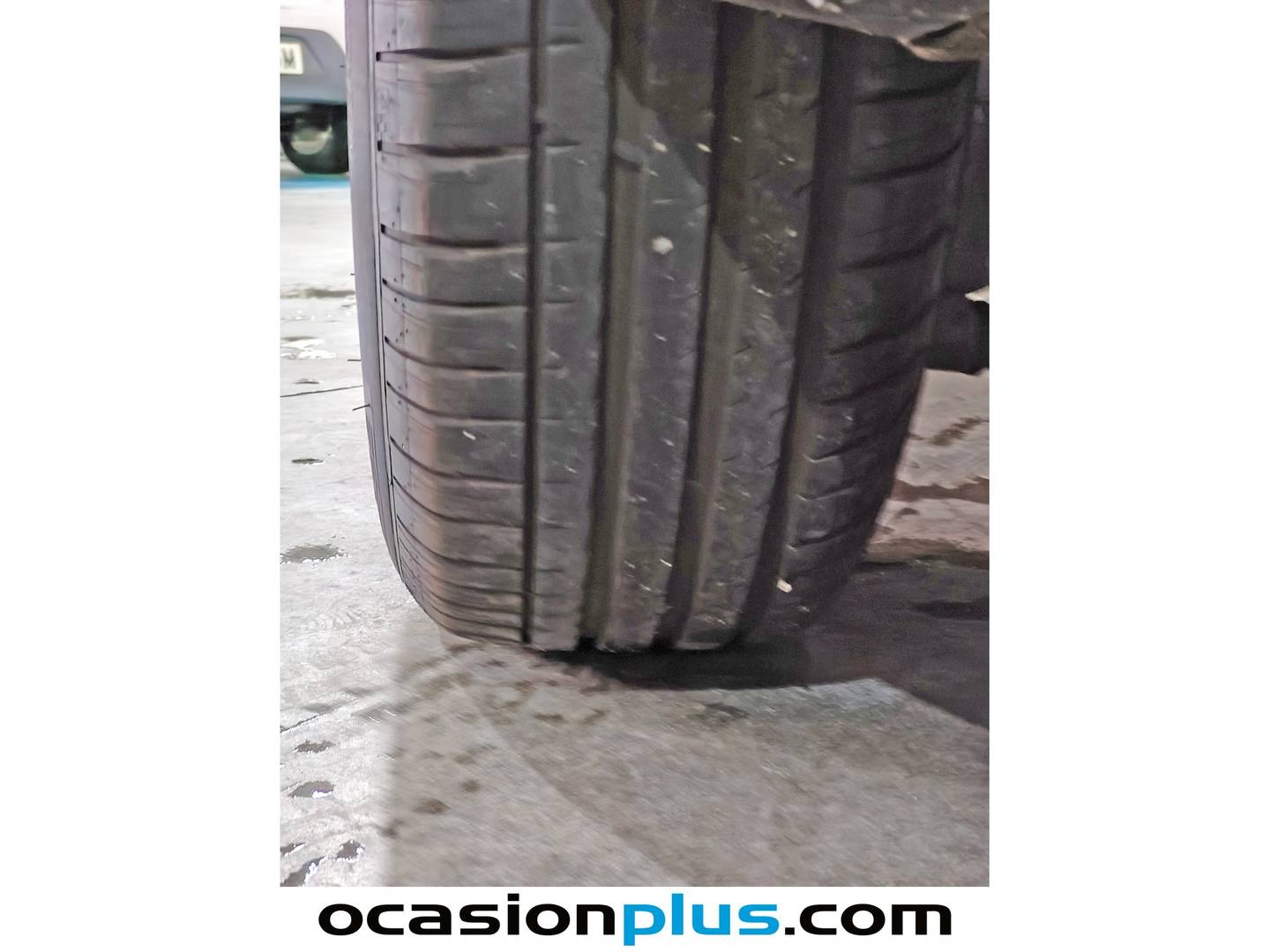 Foto Ford Kuga Ford Kuga 1.5 EcoBlue Titanium (120 CV)