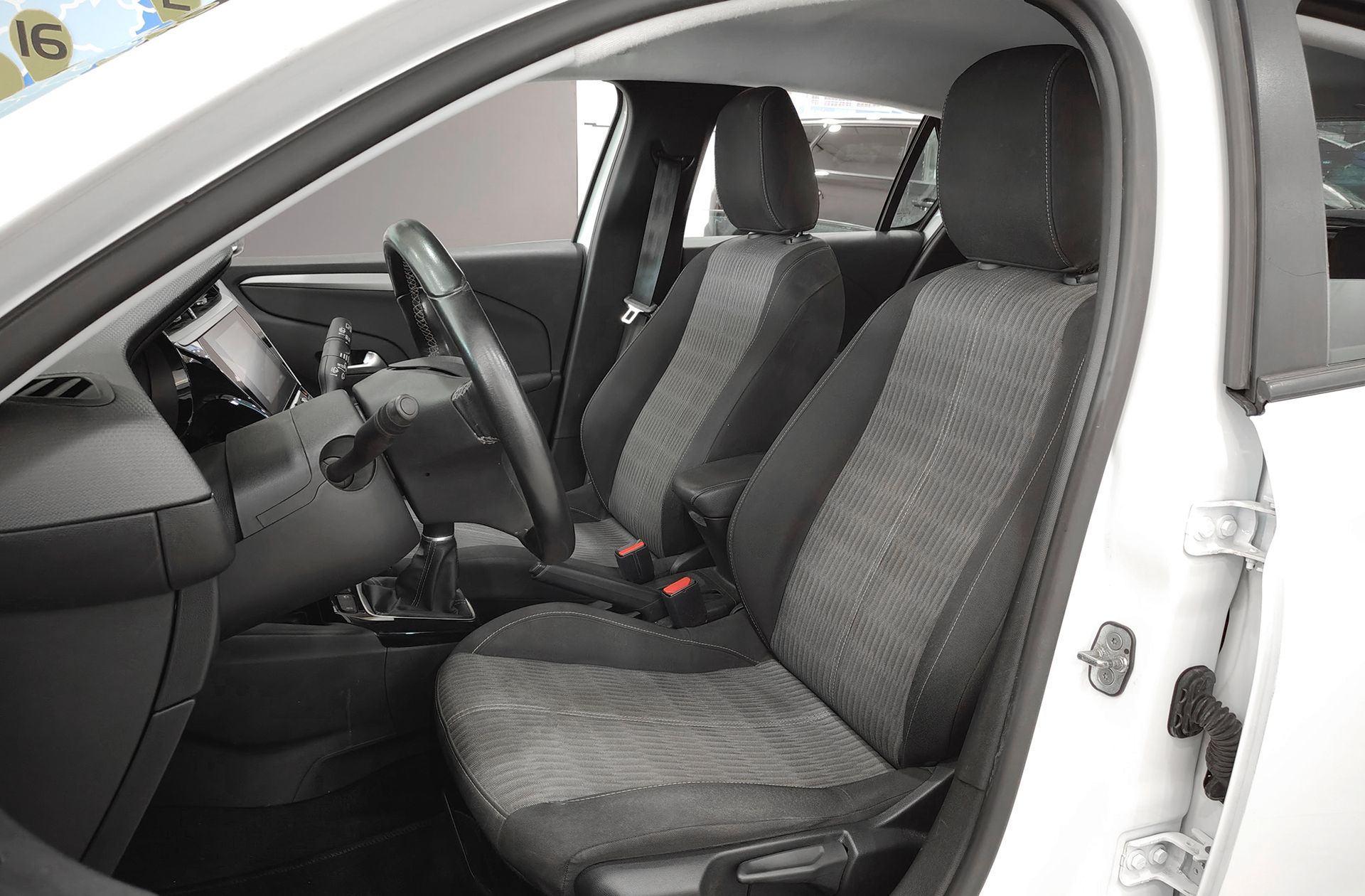Opel Corsa 1.2 XEL Edition - foto 10