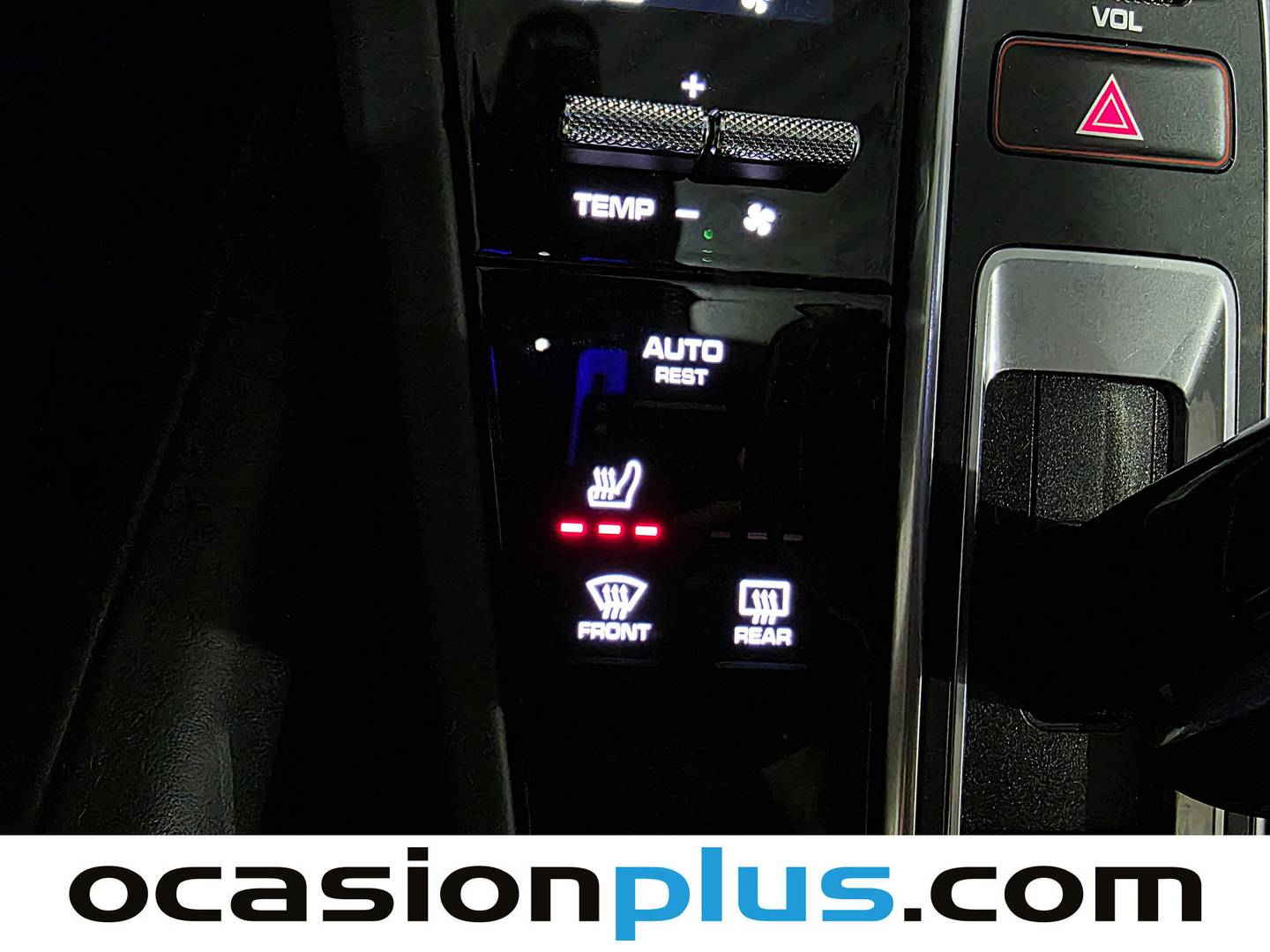 Equipamiento del Porsche Cayenne Coupé Porsche Cayenne Coupé Coupé E-Hybrid Platinum Edition (462 CV)